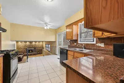 4921 Lakeshore Drive, Richton Park, IL 60471 - Photo 7