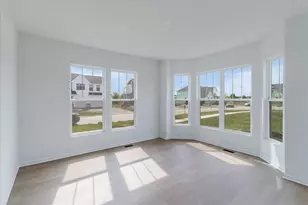 23 Hawthorn Rdg Dr, Hawthorn Woods, IL 60047 - Photo 5