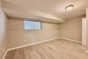 17213 Springtide Ln, Hazel Crest, IL 60429 - Photo 15