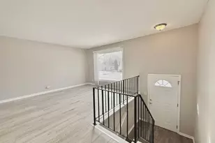 17213 Springtide Ln, Hazel Crest, IL 60429 - Photo 3