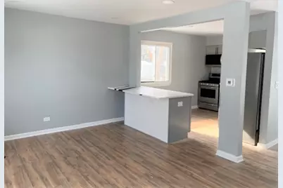 28 Chaucer Lane, Streamwood, IL 60107 - Photo 3