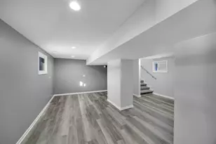 629 E 154th St, Phoenix, IL 60426 - Photo 17