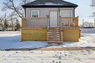 629 E 154th St, Phoenix, IL 60426 - Photo 1