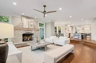 117 N Monroe St, Hinsdale, IL 60521 - Photo 7