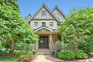 117 N Monroe St, Hinsdale, IL 60521 - Photo 1