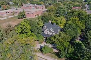 117 N Monroe St, Hinsdale, IL 60521 - Photo 3