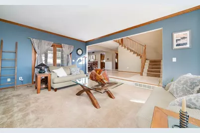 9345 N Oakleaf Court, Byron, IL 61010 - Photo 7