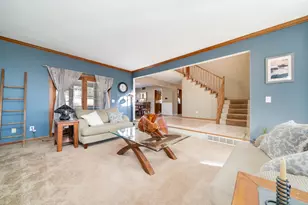 9345 N Oakleaf Ct, Byron, IL 61010 - Photo 7