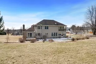 9345 N Oakleaf Ct, Byron, IL 61010 - Photo 55