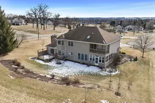 9345 N Oakleaf Ct, Byron, IL 61010 - Photo 57