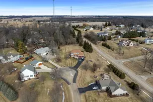 9345 N Oakleaf Ct, Byron, IL 61010 - Photo 45