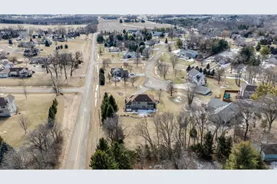 9345 N Oakleaf Court, Byron, IL 61010 - Photo 59