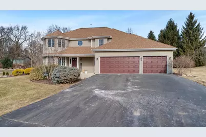 9345 N Oakleaf Court, Byron, IL 61010 - Photo 3