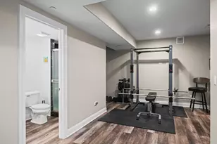 1585 Dakota Dr, Elk Grove Village, IL 60007 - Photo 17