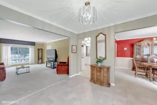 3849 Grace Ln, Glenview, IL 60025 - Photo 25