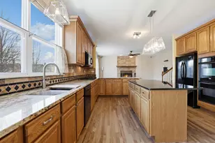 521 Litchfield Way, Oswego, IL 60543 - Photo 5