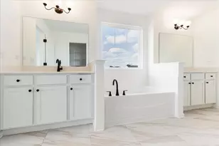 641 Henry Ln, Oswego, IL 60543 - Photo 21