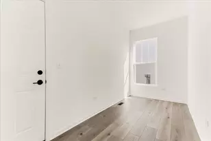 641 Henry Ln, Oswego, IL 60543 - Photo 17