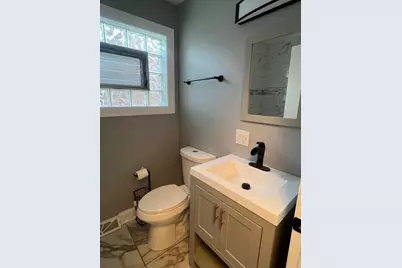 9241 S Emerald Avenue, Chicago, IL 60620 - Photo 13