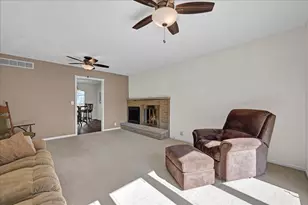 19066 Woodland Tr, Bloomington, IL 61705 - Photo 21