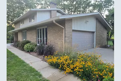 19066 Woodland Trail, Bloomington, IL 61705 - Photo 3