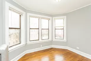 6959 S Paxton Ave, Chicago, IL 60649 - Photo 7