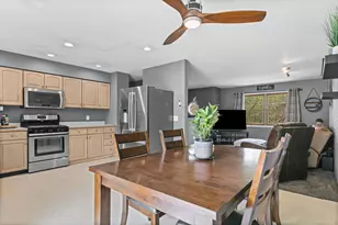 3505 W Beach Dr, McHenry, IL 60050 - Photo 9