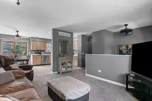 3505 W Beach Dr, McHenry, IL 60050 - Photo 5