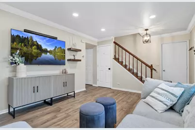 1215 Robin Drive, Carol Stream, IL 60188 - Photo 5