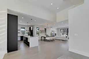 2238 Prairie St, Glenview, IL 60025 - Photo 9