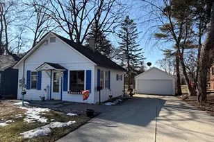 529 Eagle St, Crystal Lake, IL 60014 - Photo 23