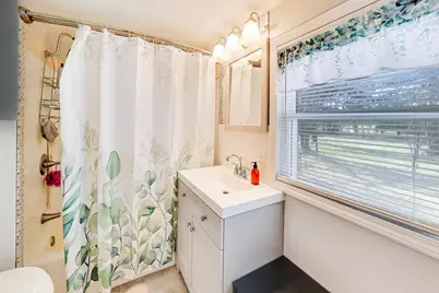 529 Eagle Street, Crystal Lake, IL 60014 - Photo 13