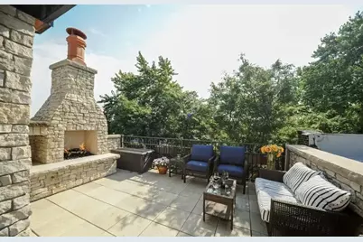 1934 N Bissell Street, Chicago, IL 60614 - Photo 15