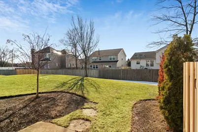 988 Ridgefield Lane, Wheeling, IL 60090 - Photo 17