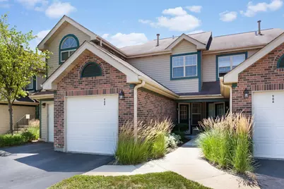 988 Ridgefield Lane, Wheeling, IL 60090 - Photo 1