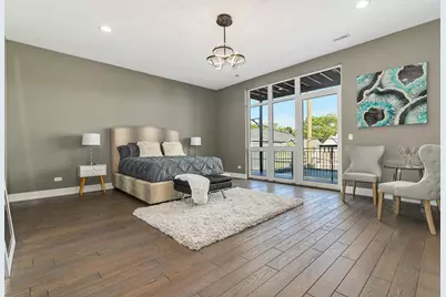 2444 W Irving Park Road #2E, Chicago, IL 60618 - Photo 15