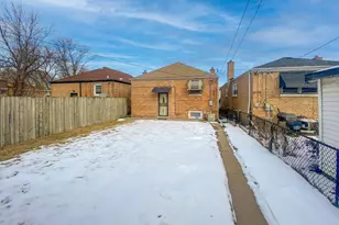 12632 S Emerald Ave, Chicago, IL 60628 - Photo 17