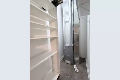 3300 S Ashland Avenue #1R, Chicago, IL 60608 - Photo 9