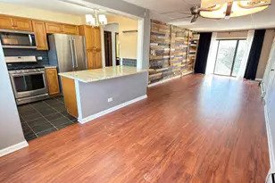 999 S Euclid Ave, Elmhurst, IL 60126 - Photo 5