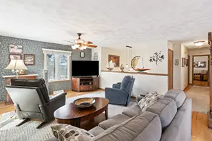 870 47th Ave, East Moline, IL 61244 - Photo 5