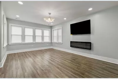 7927 S Vernon Avenue, Chicago, IL 60619 - Photo 7