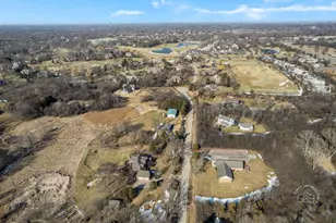 24599 W Indian Trl Rd, Barrington, IL 60010 - Photo 63