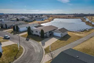 698 Prince Wood, Manteno, IL 60950 - Photo 35