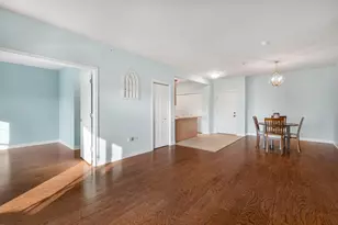 2692 Stone Cir, Geneva, IL 60134 - Photo 3