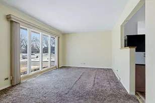 8808 Cranbrook Ln, Bridgeview, IL 60455 - Photo 3