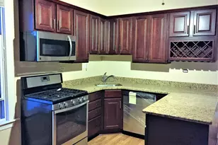 3926 W Byron St, Chicago, IL 60618 - Photo 3