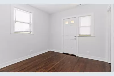 4313 W Parker Avenue, Chicago, IL 60639 - Photo 11