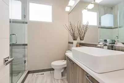 933 W George Street #2, Chicago, IL 60657 - Photo 13