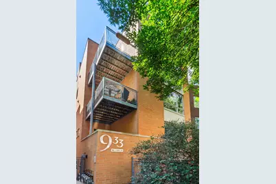 933 W George Street #2, Chicago, IL 60657 - Photo 1