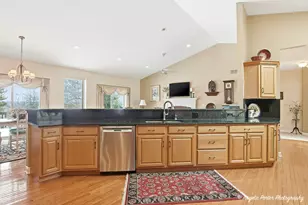 3428 Kings Lair Dr, Spring Grove, IL 60081 - Photo 9
